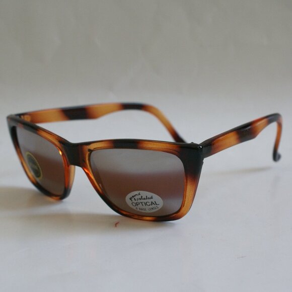 NWT TruVintage 90's Racer style All Weather Rose Optical Glass lens Sunglasses - Picture 2 of 5